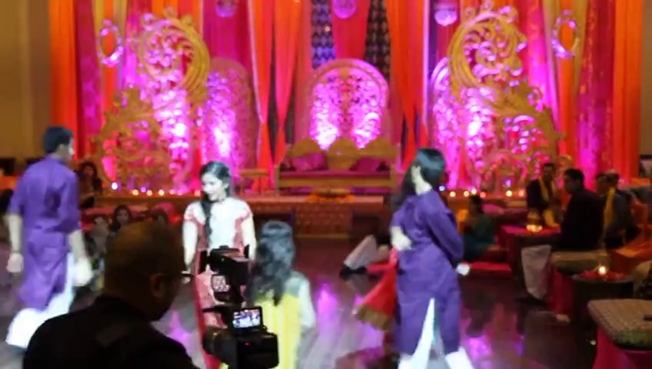 Best Mehndi Dance 2014