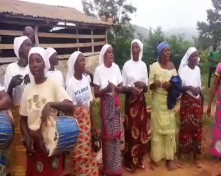 Jubilé d'or de Michel Mpandi- Remise des dons