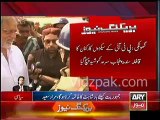 PTI Sindh Convoy stopped at Sindh Punjab Border by Punjab Police