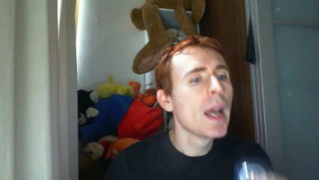 Wiwi égratigne kiss and make up de Saint Etienne