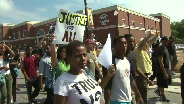 Etats-Unis: manifestations dans le Missouri après la mort d'un jeune Noir