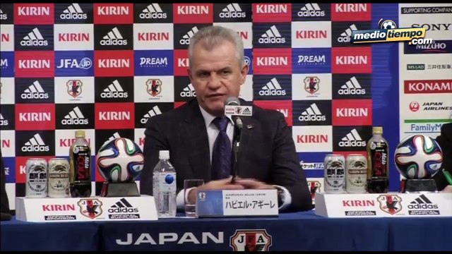 Javier Aguirre prometió mano dura en la Selección de Japón