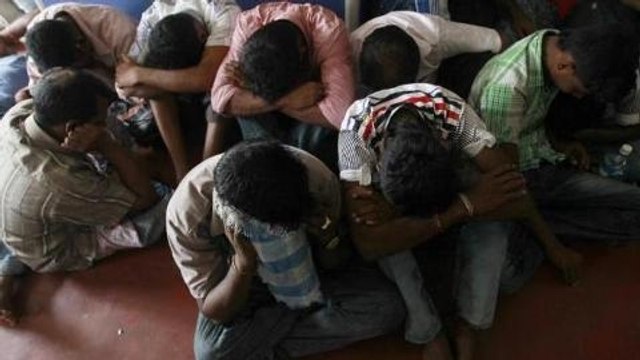 Sri Lanka deports Pakistani asylum seekers