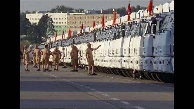 Un convoi humanitaire russe en route vers l'Ukraine