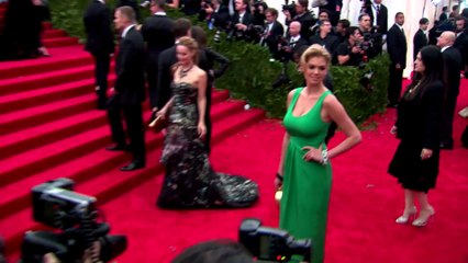 Kate Upton Feels Like She's Sleeping With The Enemy - Watch Online