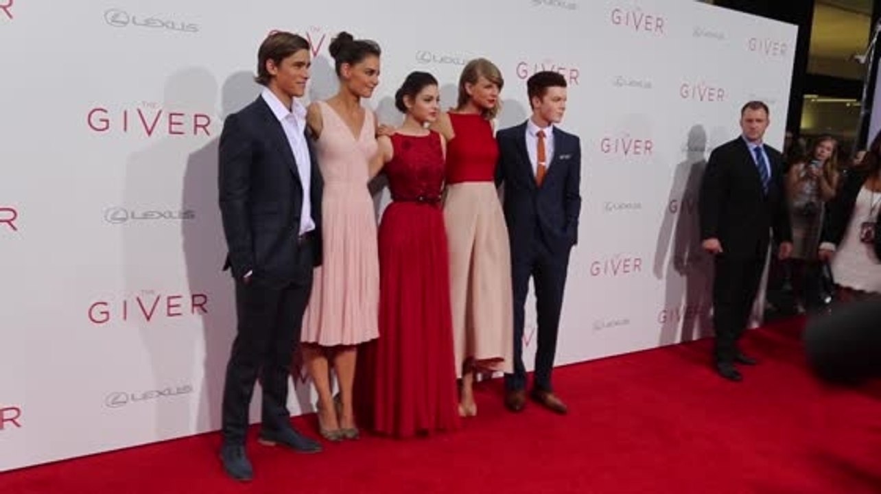 The Stars Come Out For The Giver Premiere