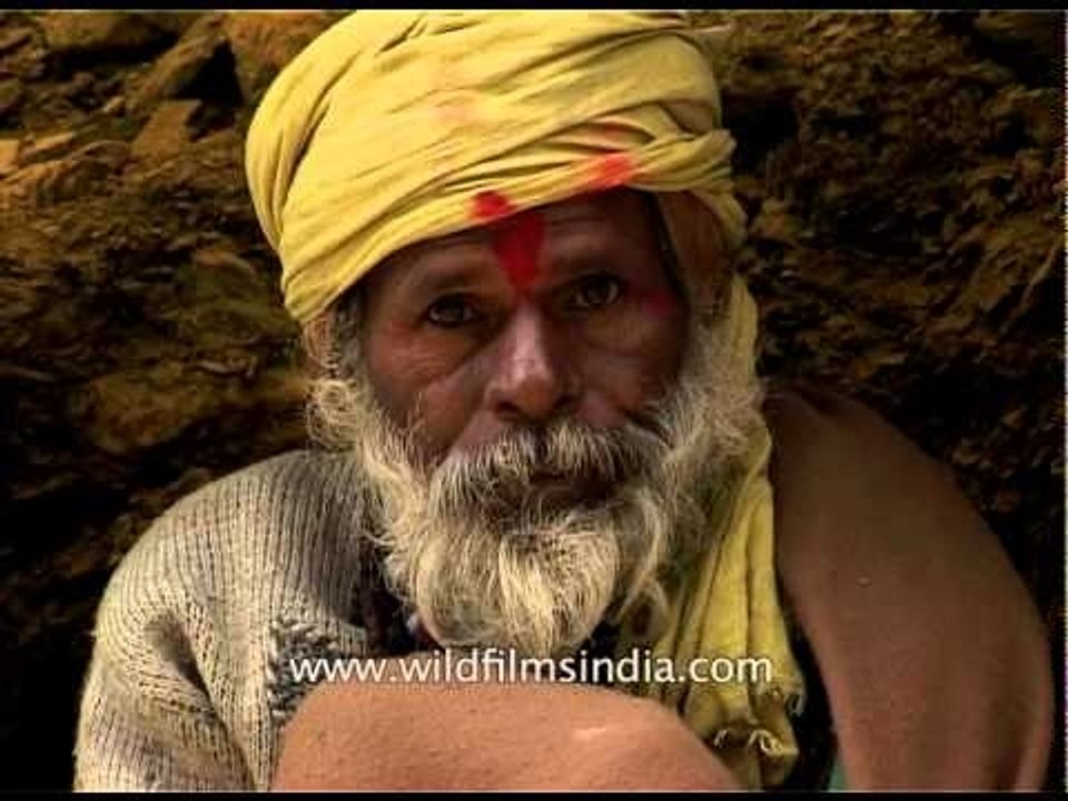 Collection of sadhus at Amarnath