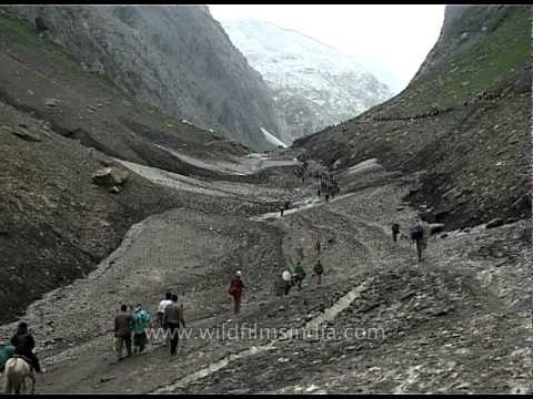 Amarnath pilgrims heading towards holy shrine