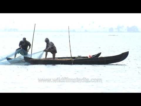 Fishermen on Lake Vembanad - Kerala