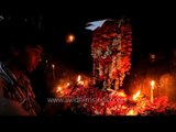 Devotees offer candles, oil lamps and incense sticks to the Djinns