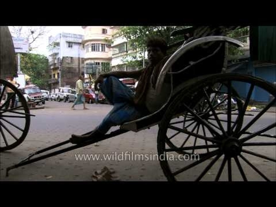 Kolkata still has hand-drawn rickshaws : cultur...