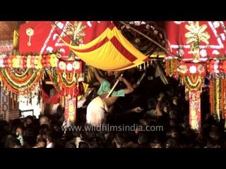 Devotees throng Puri to seek blessings