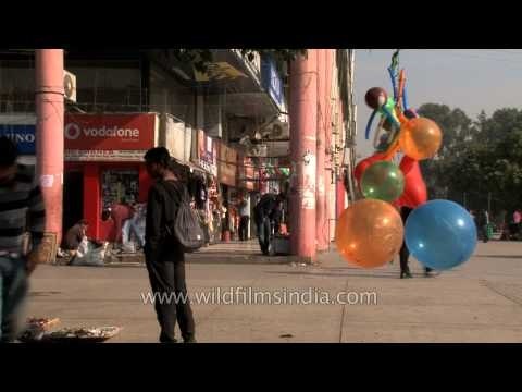 Sector 17, Chandigarh : offers superb shopping experience to its visitors