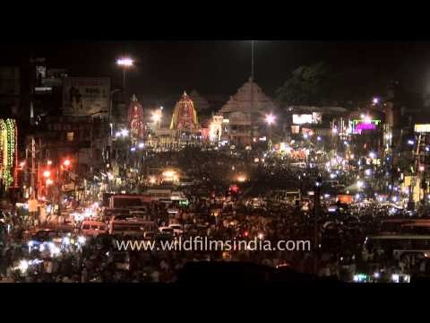 Devotees in fast motion during Rath Yatra at Puri