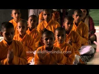 Young kids singing and dancing on devotional songs at Saisthanam temple, Dehradun