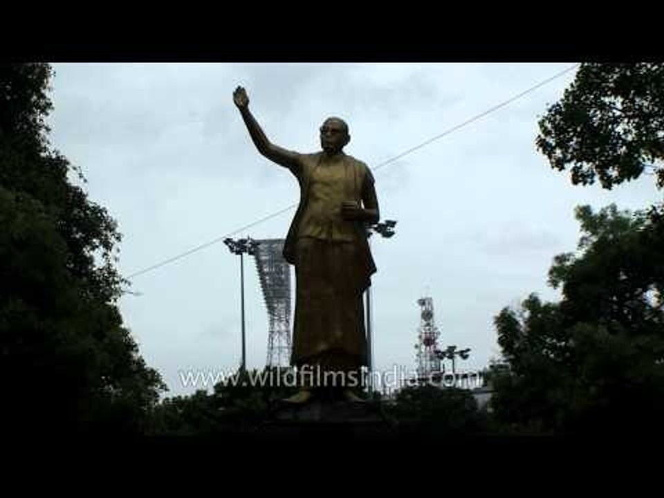 Bronze statue of Swami Ramananda Tirtha in India - video Dailymotion