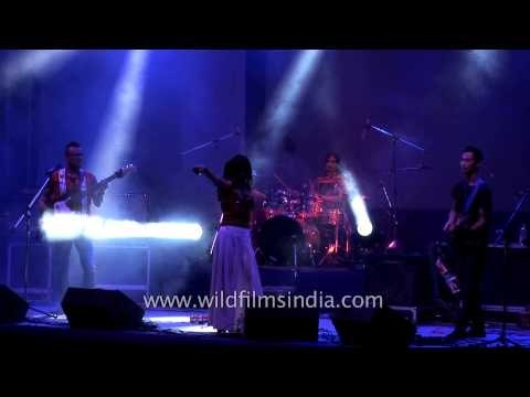 Purple Fusion entertaining the audience: NagaFest 2012, Delhi