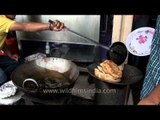 Roadside vendor frying bhature : Mussoorie