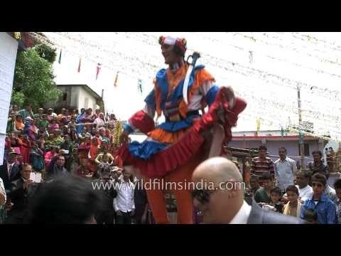 Choliya dancers at a Kumaoni baraat procession