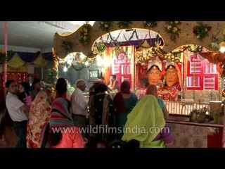 Devotees performing puja at Naina Devi Temple - Uttarakhand