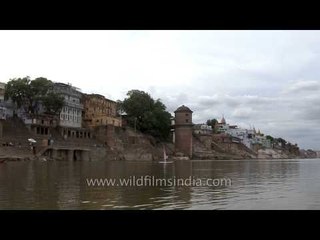 Yatch sailing in the Ganges - Varanasi
