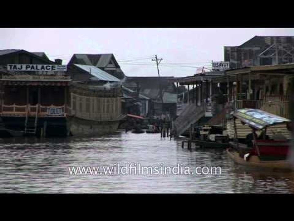 Kashmiri houseboats on Dal Lake, Srinagar