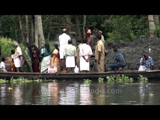 Visitors at the 54th Nehru International Boat Race, Alleppey