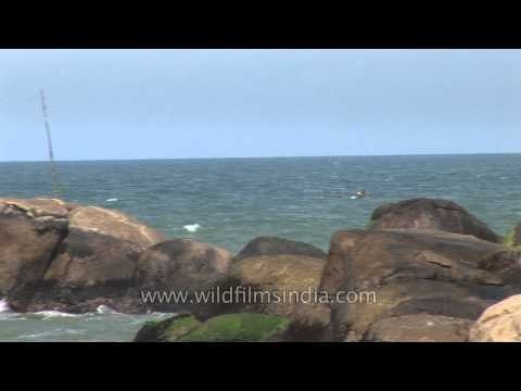 Waves splashing on the rocks - Kanyakumari