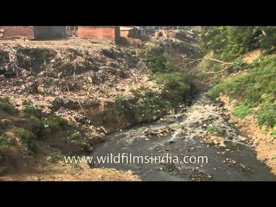 Sewage pouring into the Ganges, Varanasi
