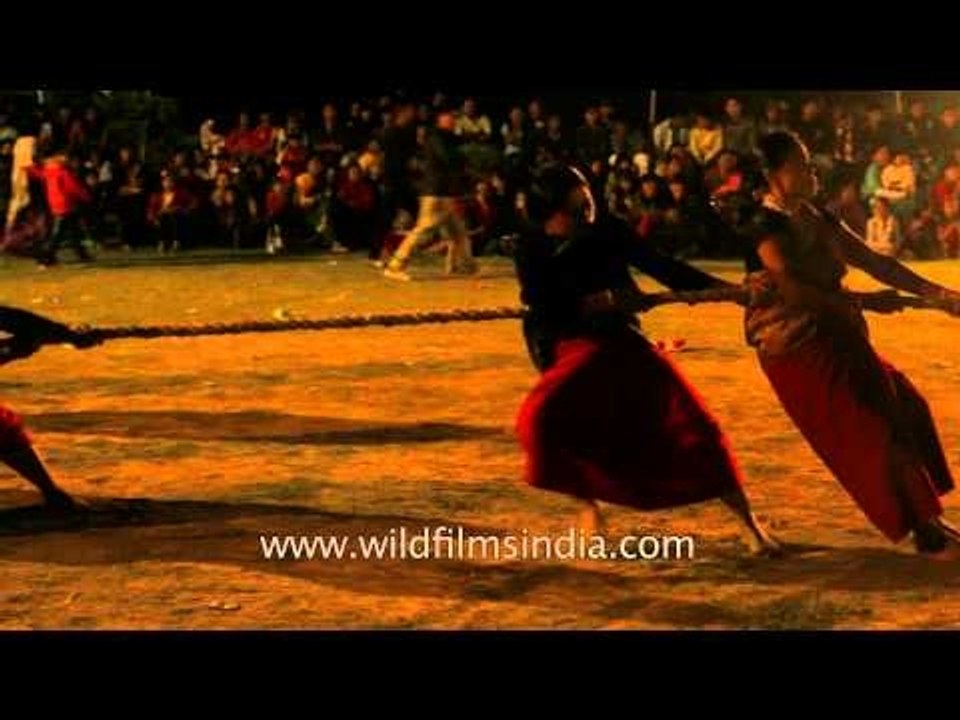 Women fight it out in Manipuri tug-of-war