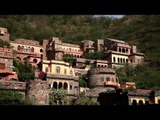 Neemrana Fort Palace : A magnificent 15th century palace