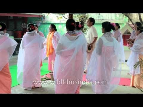 Holi pala of Meitei women during Yaoshang festival