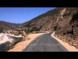 Trip from Wangdue to Punakha crossing Punakha Chhu River