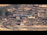 Bhutanese farm houses across the Phobjikha valley marsh