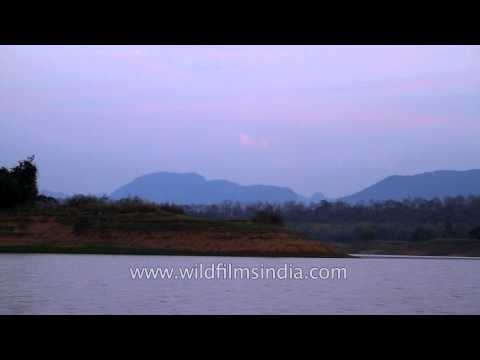 Denwa river surrounded by Satpura National Park