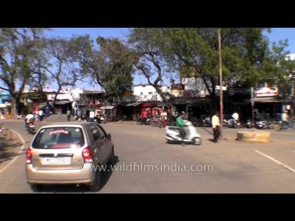 Crossing Narmada river on the way to Jabalpur