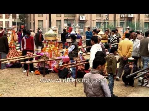 Devotees getting ready for procession during Mandi Shivratri