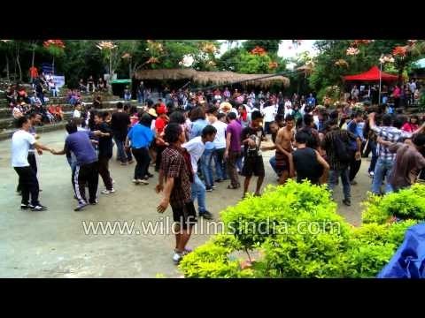 Mizos dancing 'Chheihlam' at Anthurium Festival
