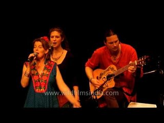 Radiant Archadia singing Gypsy song