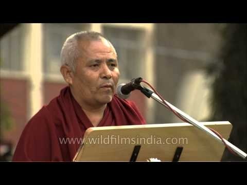 Buddhism - Monk Lama Chosphel Zotpa delivering speech at Jantar Mantar