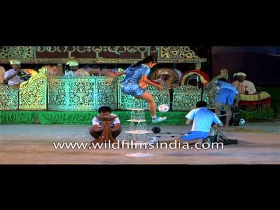 Juggling show at the Sangai festival 2013