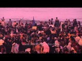 Hindu pilgrims get together to take holy dip : Gangasagar Mela