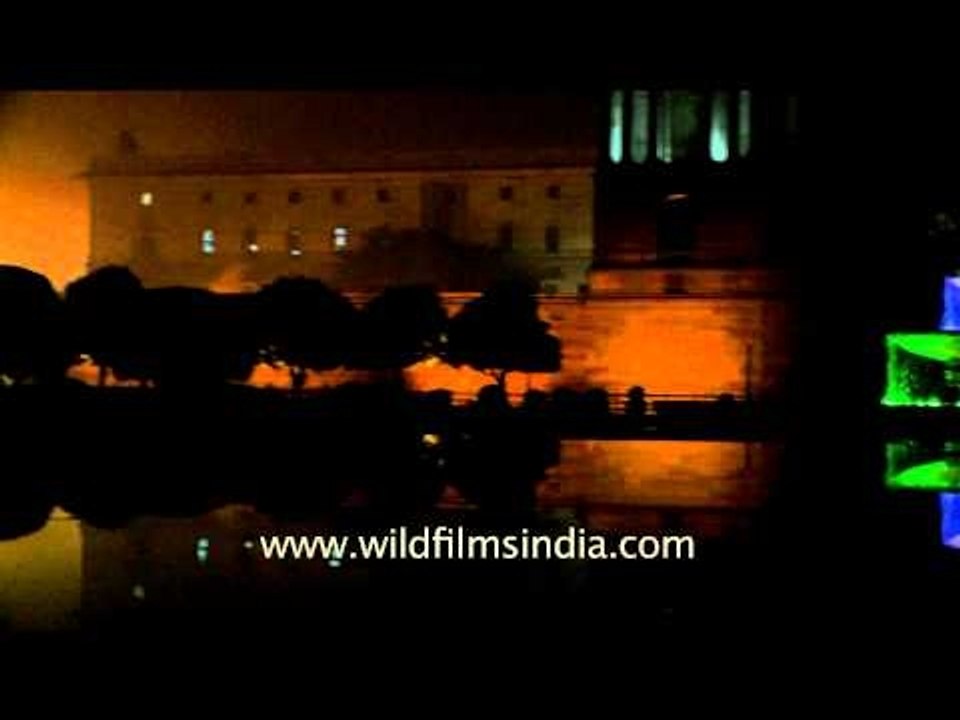 The majestic night view of fountain at Vijay chowk