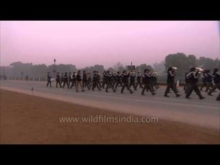 Young soldiers practice their routine parade at Rajpath