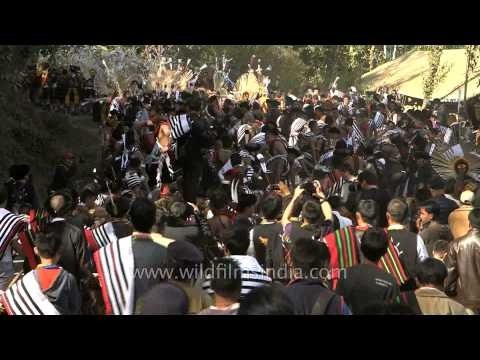 Synchronized chanting of traditional tune