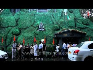 Roadside theme Pandal: Kolkata Durga puja