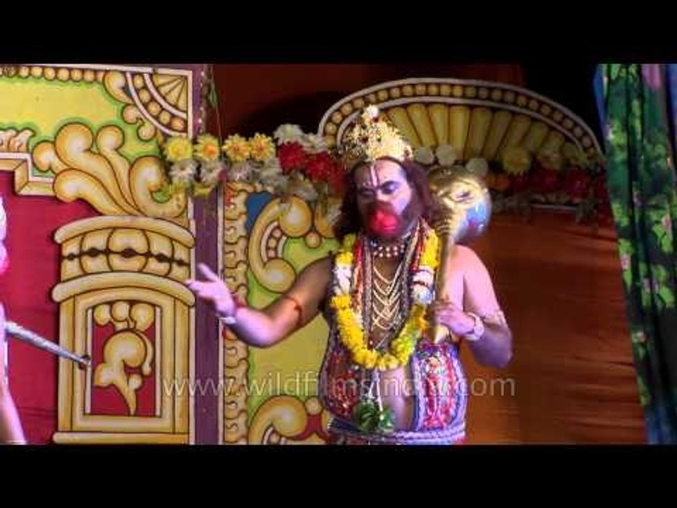 Hanuman fights with Magardhwaja to save Lord Ra...