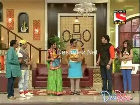 Tu Mere Agal Bagal Hai 12th August 2014pt2