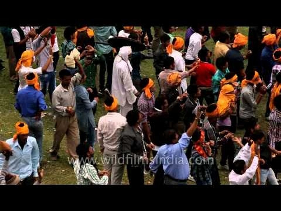 Stone throwing ritual at Devidhura