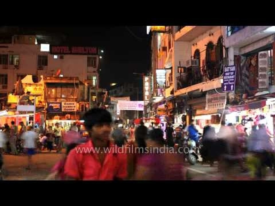Colourful Paharganj in fast motion